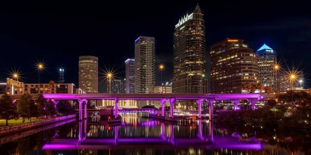 
        <div class='title'>
          Downtown Tampa Bayshore Dr Cityscape
        </div>
       
        <div class='description'>
          Downtown Tampa Bayshore Dr Cityscape
        </div>
      