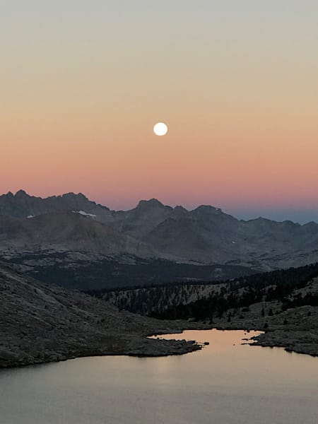 5 Guitar Lake Moon Setting Closeup 18 9 25 3124 Art | Don Kreuter Photography