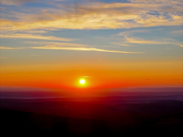 Golden Horizon