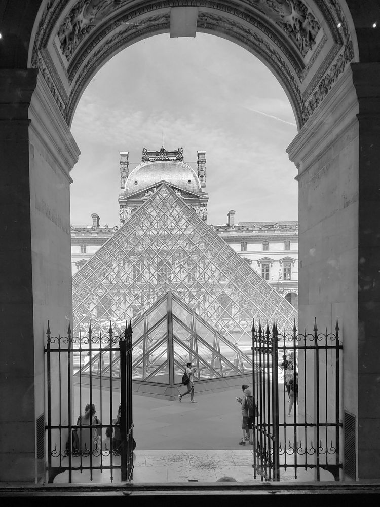 A Louvre Escape Photography Art | Sam Gilliss | Visual Arts