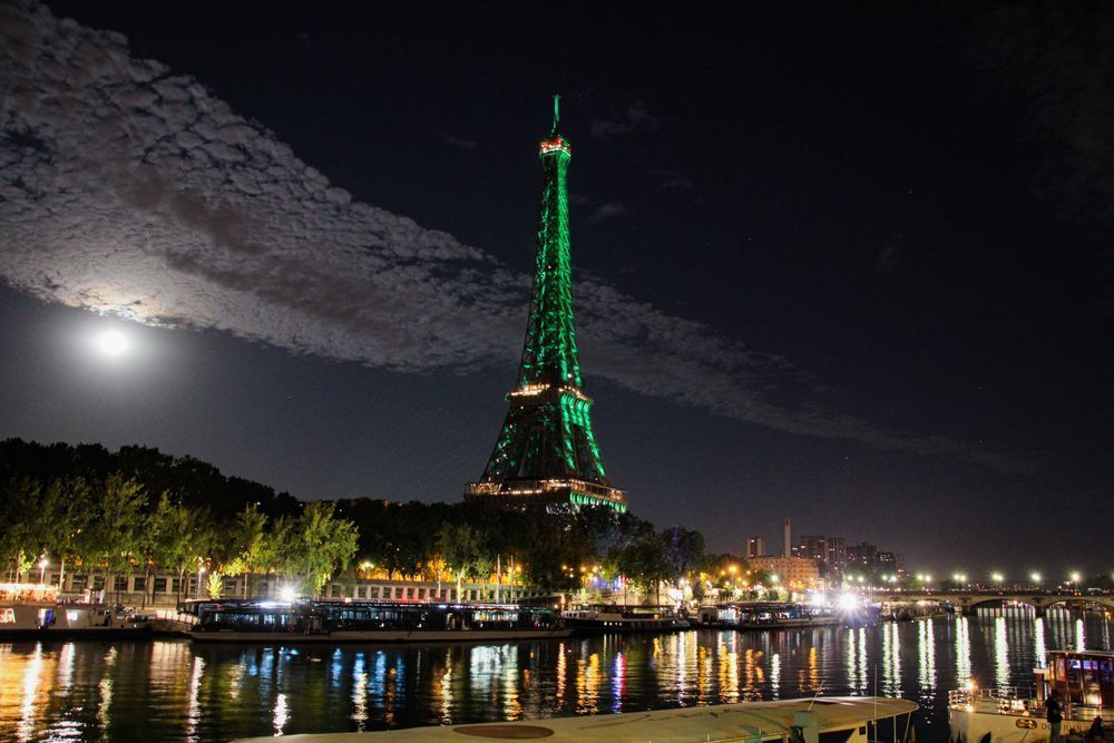 Eiffel Tower Photography Art | Sam Gilliss | Visual Arts