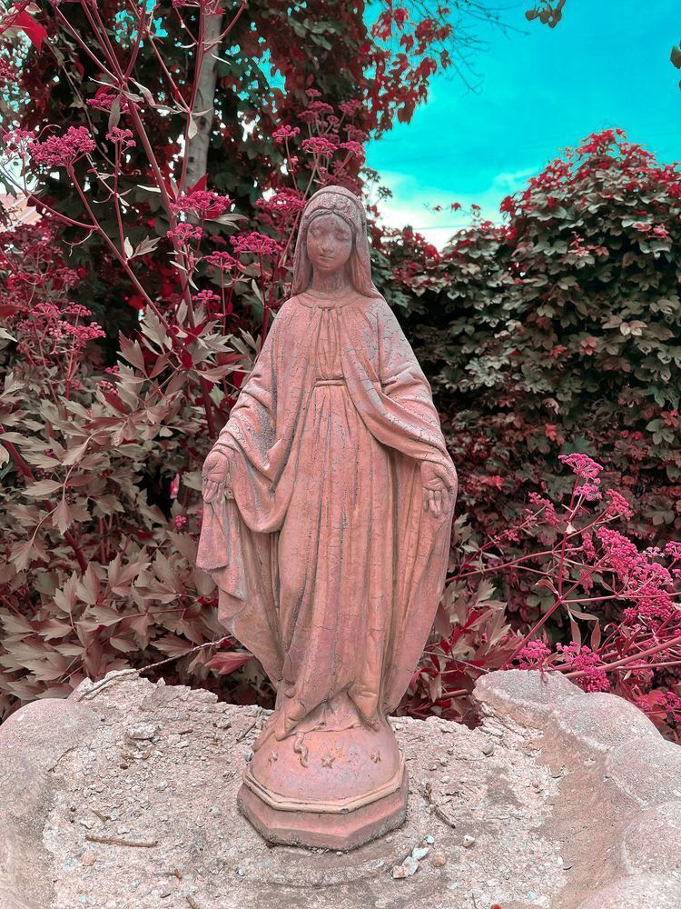 Mother Mary Art | Evynne Caffey Studio