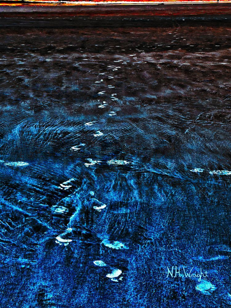 B23 S11 8200 Kw Large Infared Beach Footprint Trail In Blue Hi Contrast Art | NAS Ventures dba as Neal Wright Photography