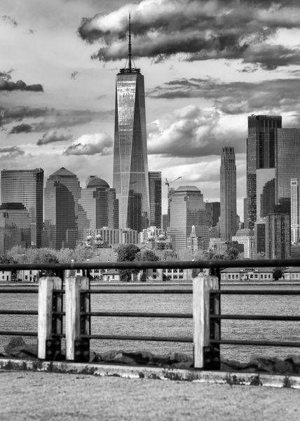 One World Trade Center B&W Art | chetsimpson