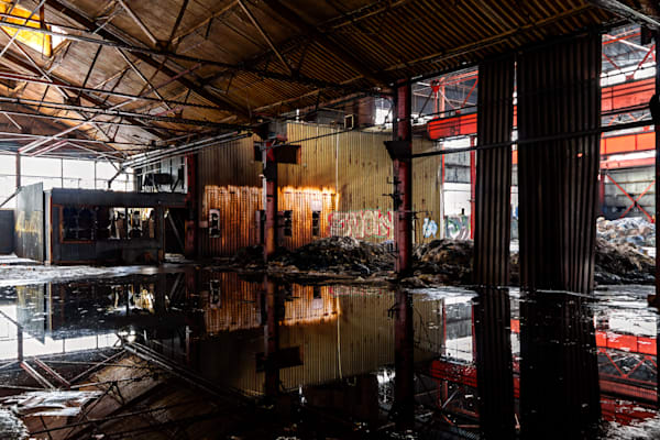 Corrugated Reflections