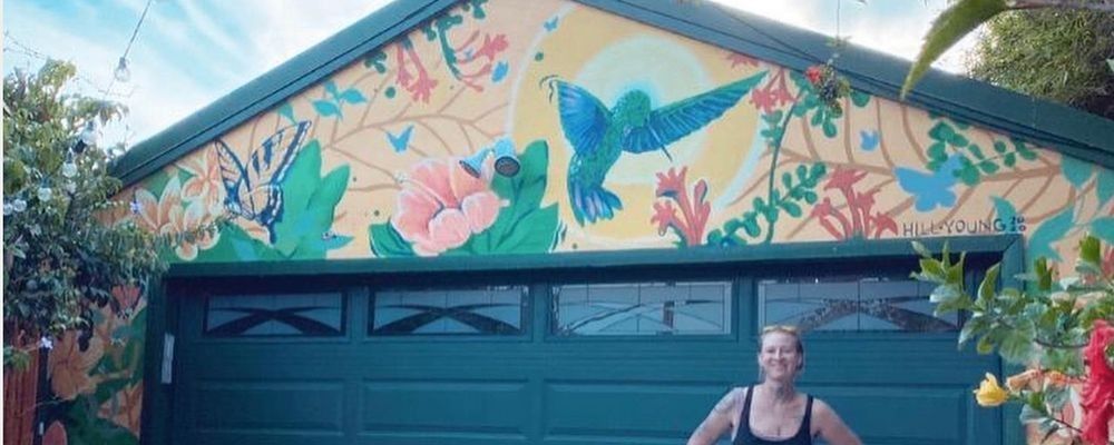 
        <div class='title'>
          Pacific Beach Custom Mural by Hill Kent
        </div>
       
        <div class='description'>
          
        </div>
      