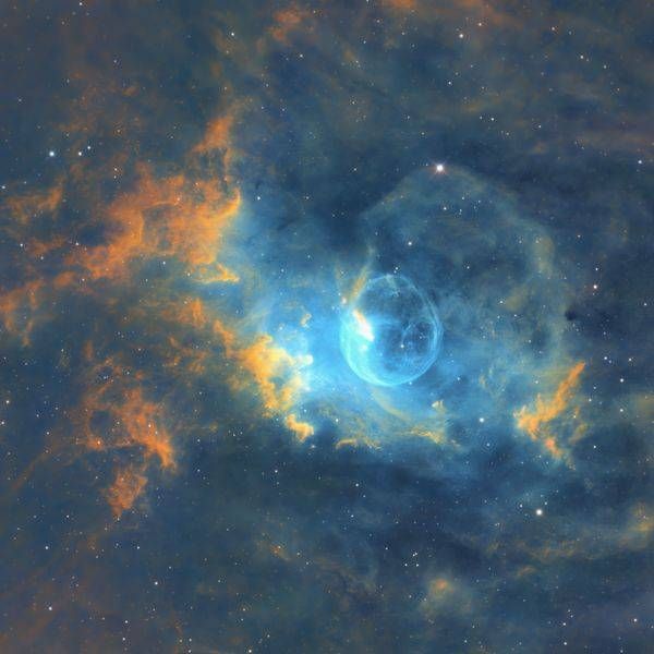 NGC 7635: The Bubble Nebula in Hubble Palette
