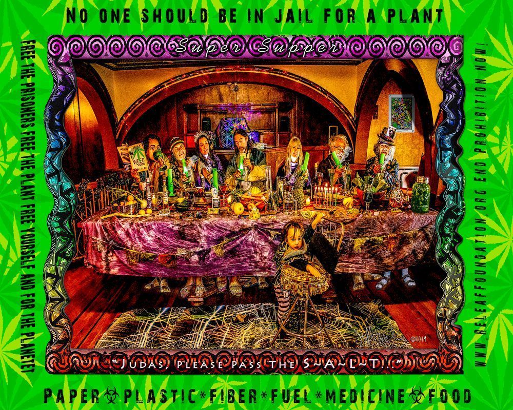 Super Super Master Bong Og Photography Art | Jeffrey Eichen