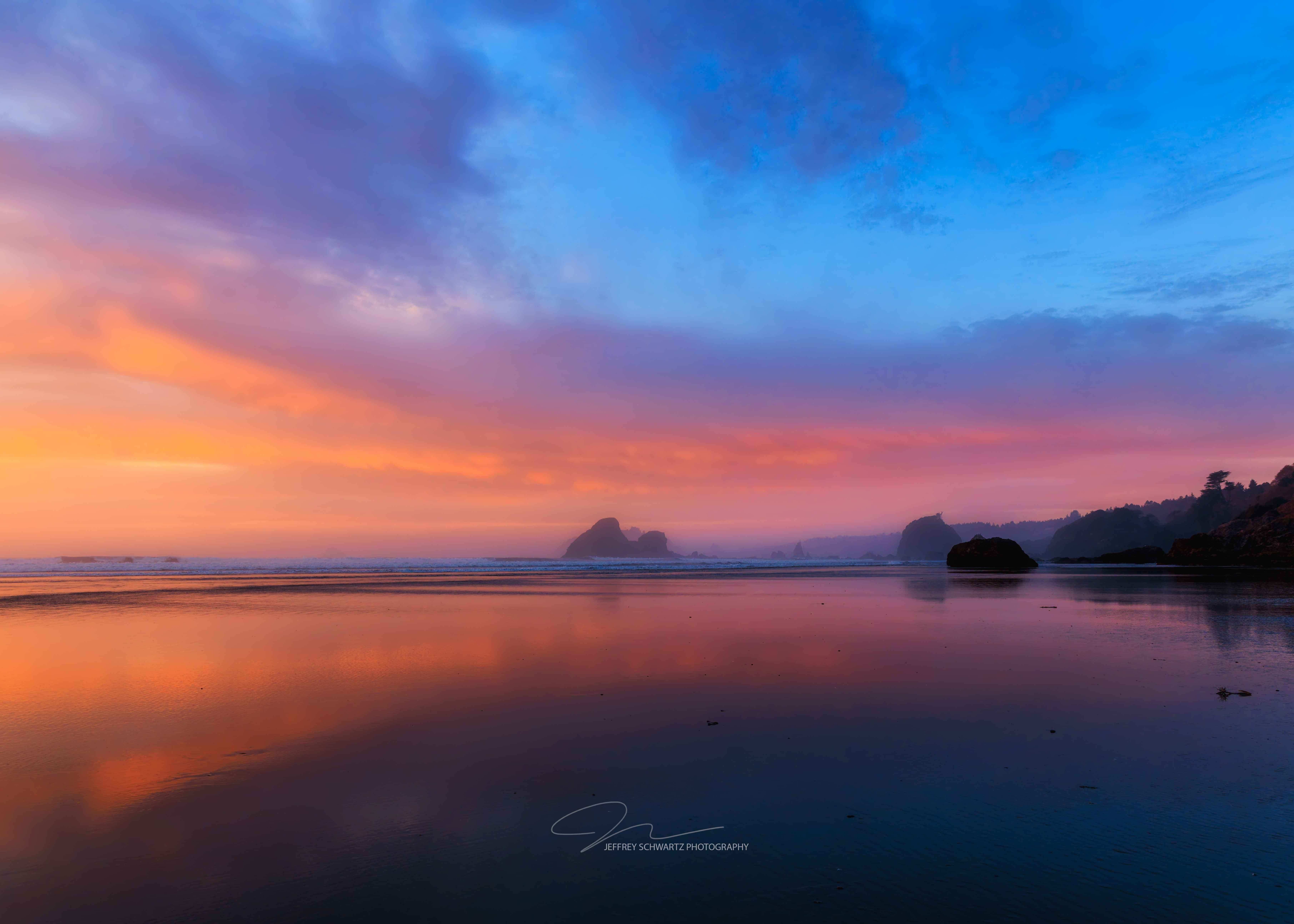 
        <div class='title'>
          image
        </div>
       
        <div class='description'>
          A beautiful sunset at Moonstone Beach in Humboldt County, California
        </div>
      