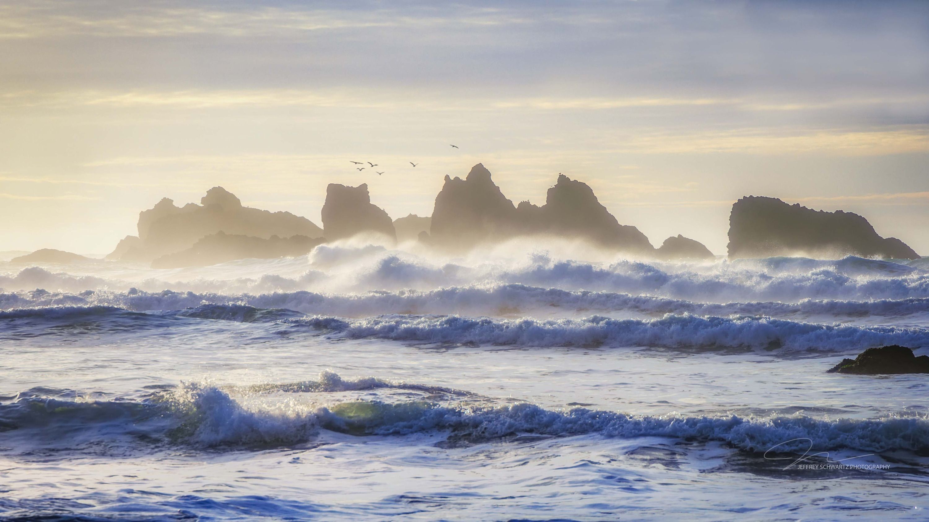 
        <div class='title'>
          
        </div>
       
        <div class='description'>
          
        </div>
      