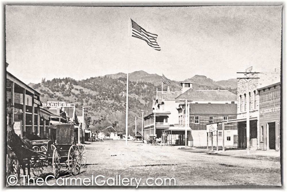 Flagpole Lincoln Ave Calistoga