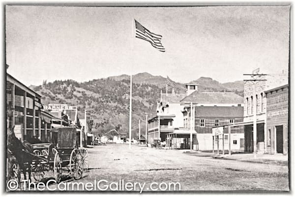 Flagpole Lincoln Ave Calistoga