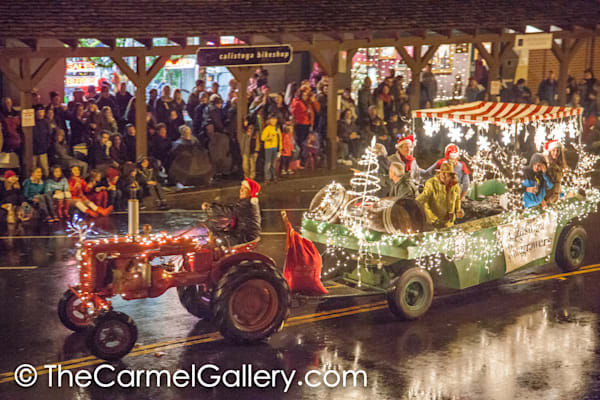 Lighted Tractor Parade 1