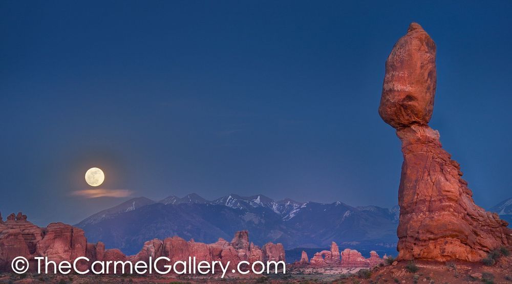 Moab Moonrise