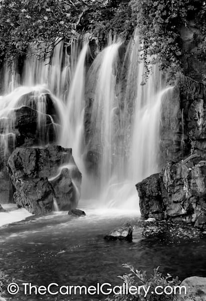 Wailea Waterfall BW