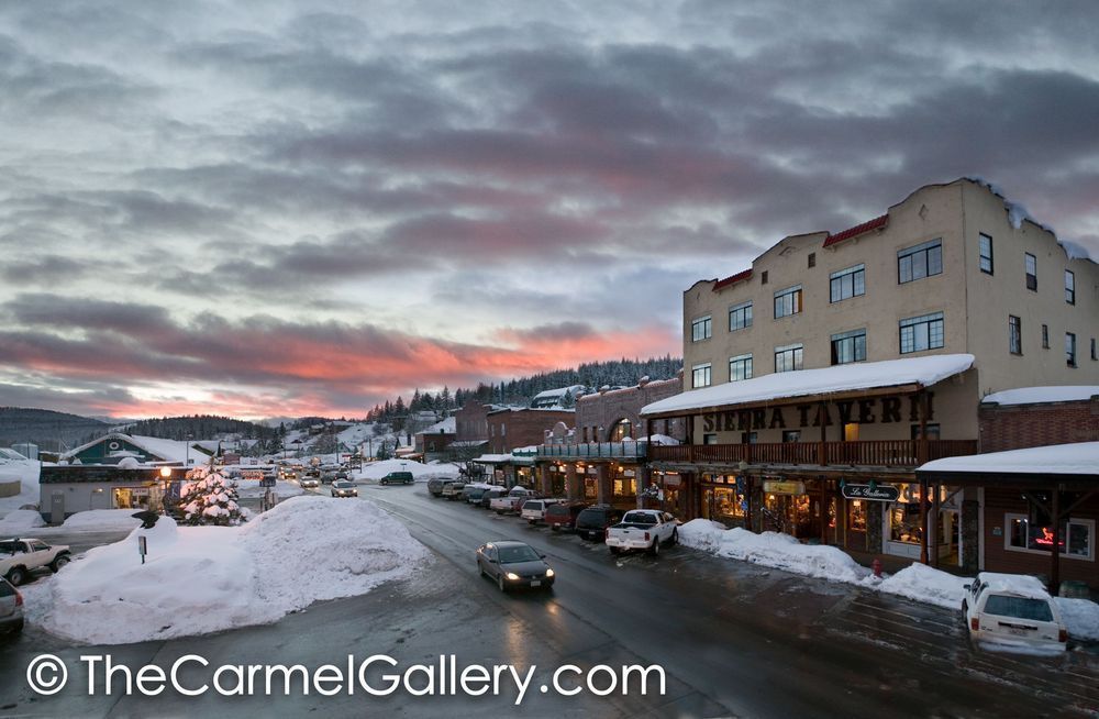 Truckee Nightfall