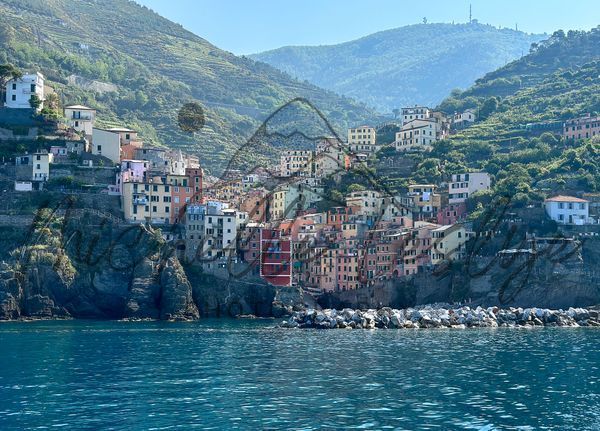 Riomaggiore’s Painted Cliffs Cinque Terre Photography Art | Michelle Leslye Photography