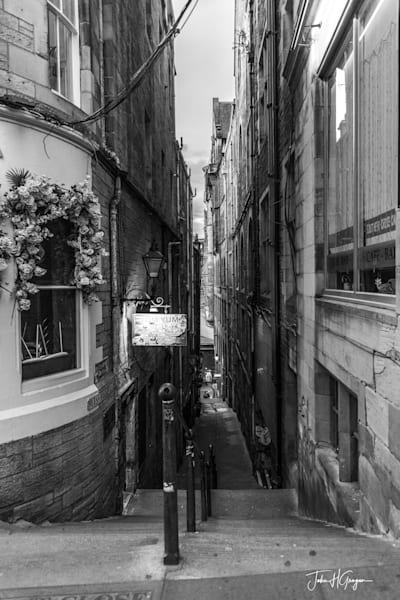 Fleshmarket Close