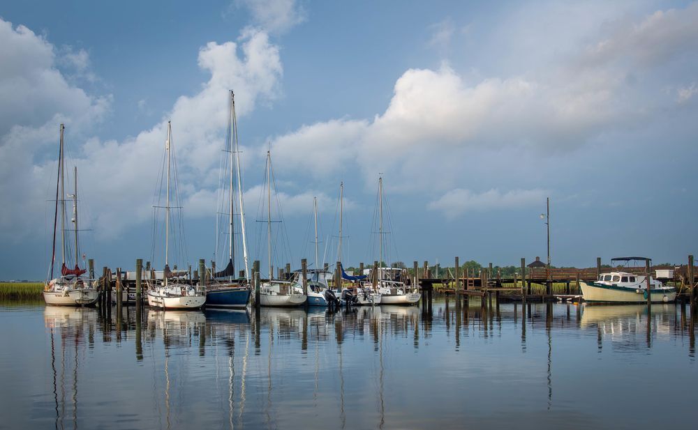 Reflections on a Calm Morning – Southport Yacht Basin Tranquility | 910Photography