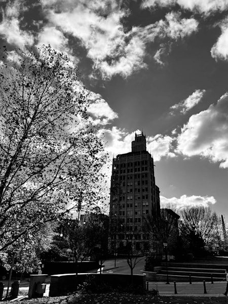 Monochromatic Scenes