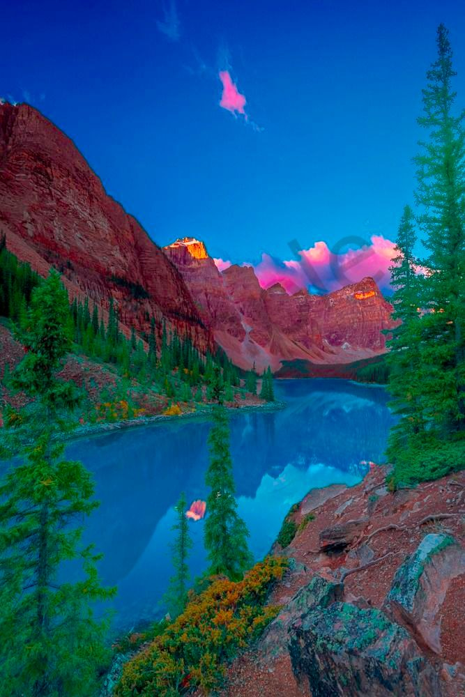 Easy Morning Magic - Moraine Lake