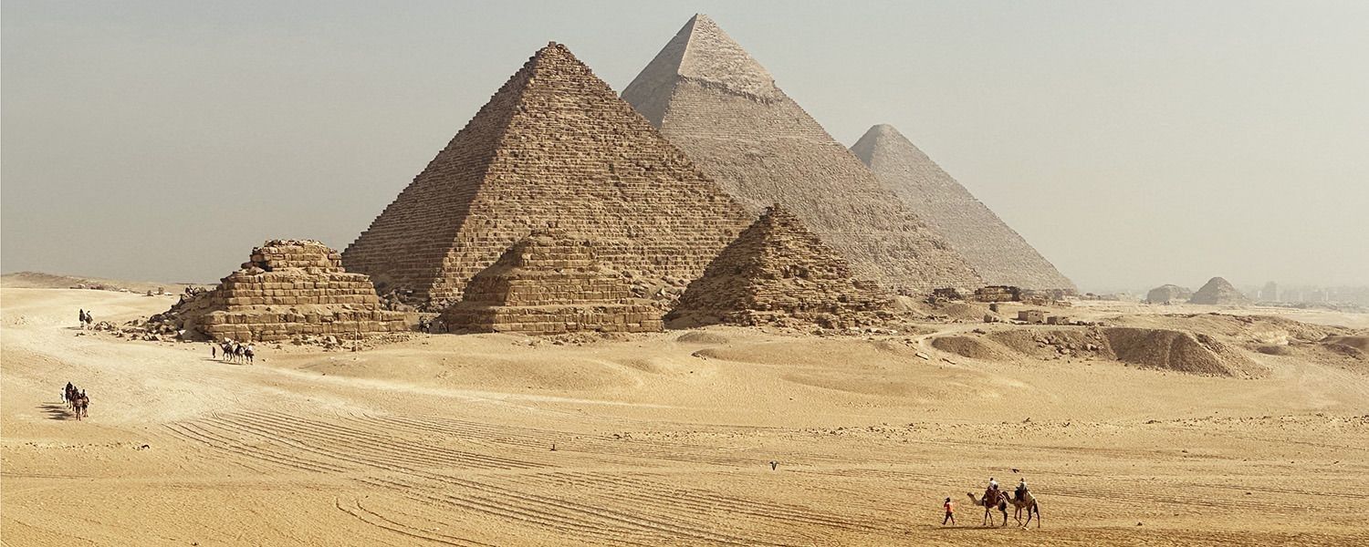 
        <div class='title'>
          Cairo banner
        </div>
       