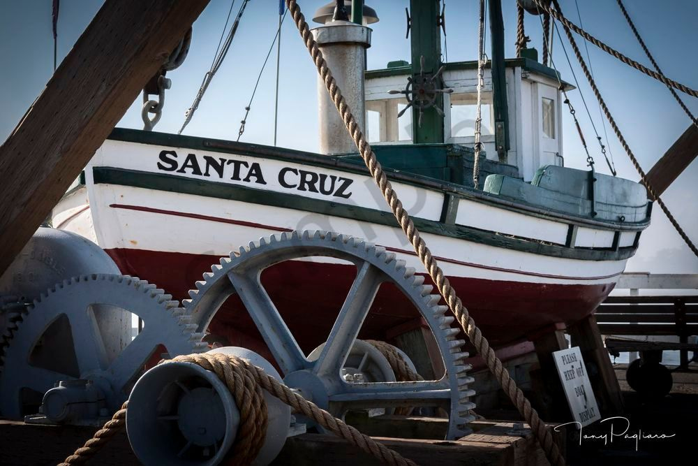 Santa Cruz Boat   Santa Cruz Wharf Art | Tony Pagliaro Gallery