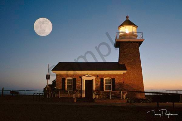 Abbot Memorial Lighthouse And Moon Art | Tony Pagliaro Gallery