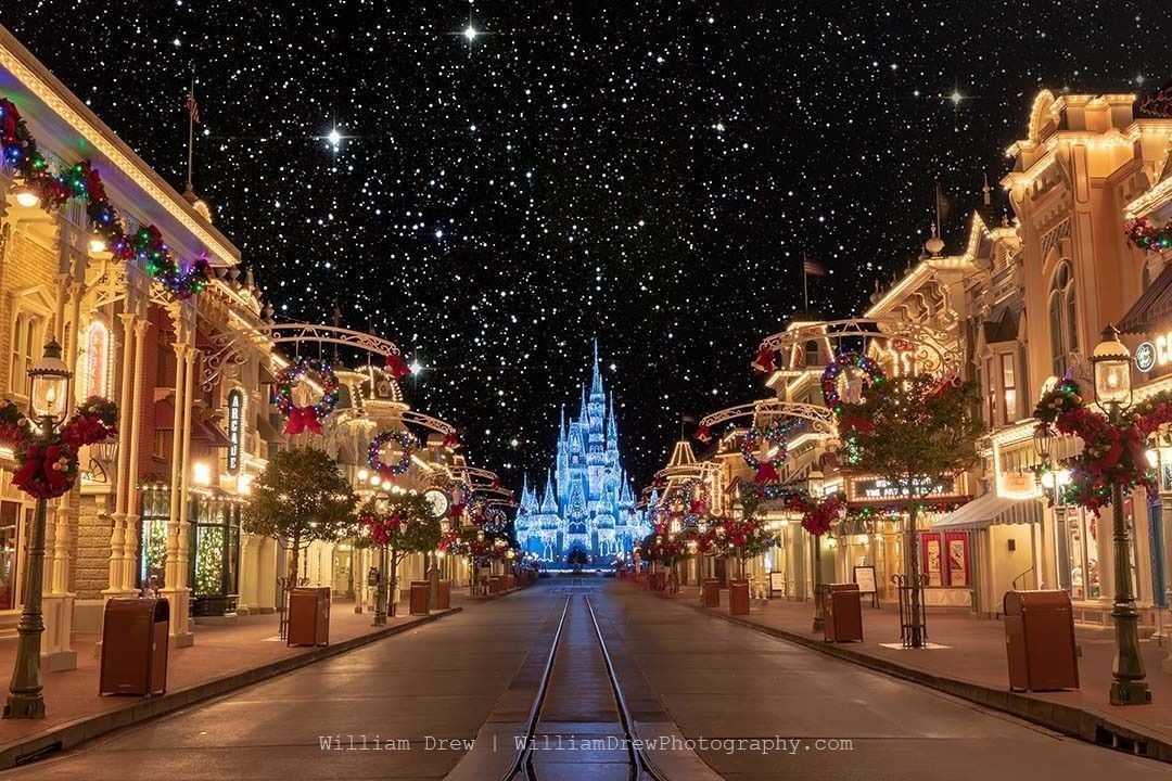 O Holy Night at Disney World - Best Disney Christmas Decor Ideas