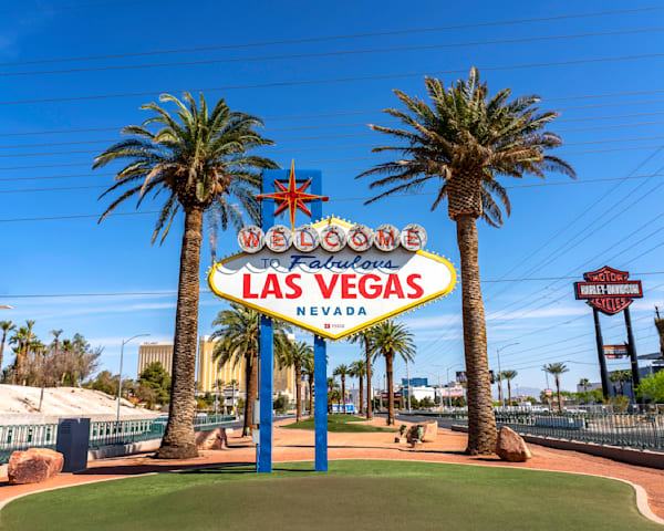 Welcome to Fabulous Las Vegas Sign - Morning Fine Art Print