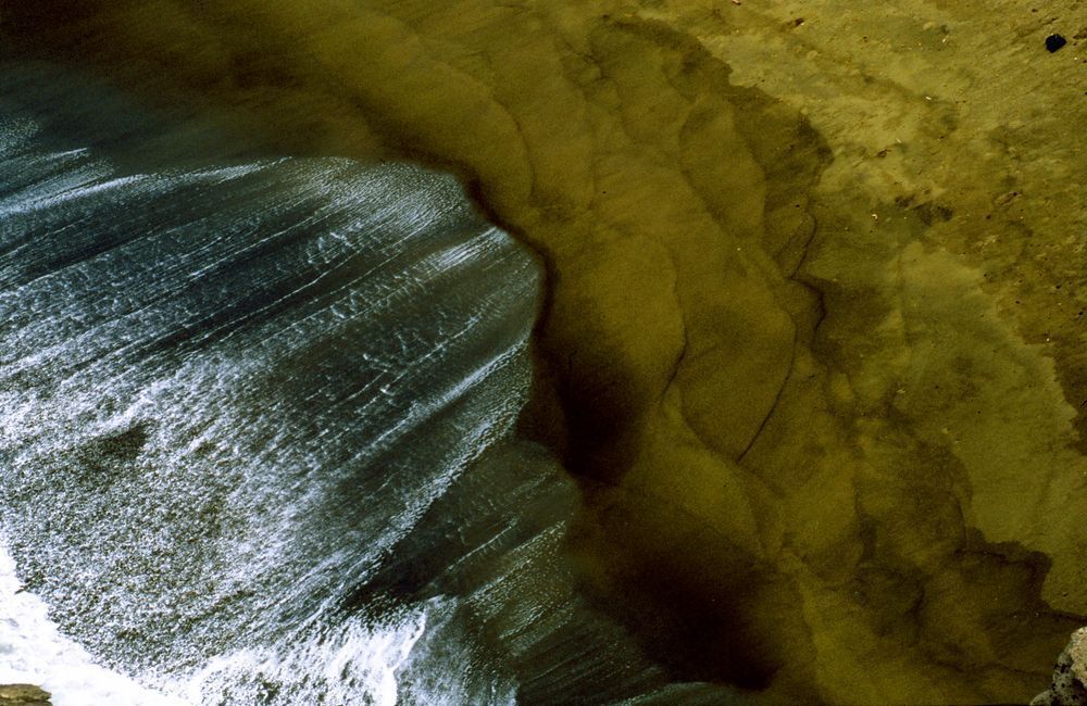 Puu Mahana, Hawaii, a green sand beach