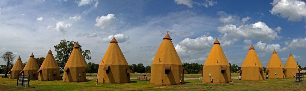 Historic TeePee Motel
