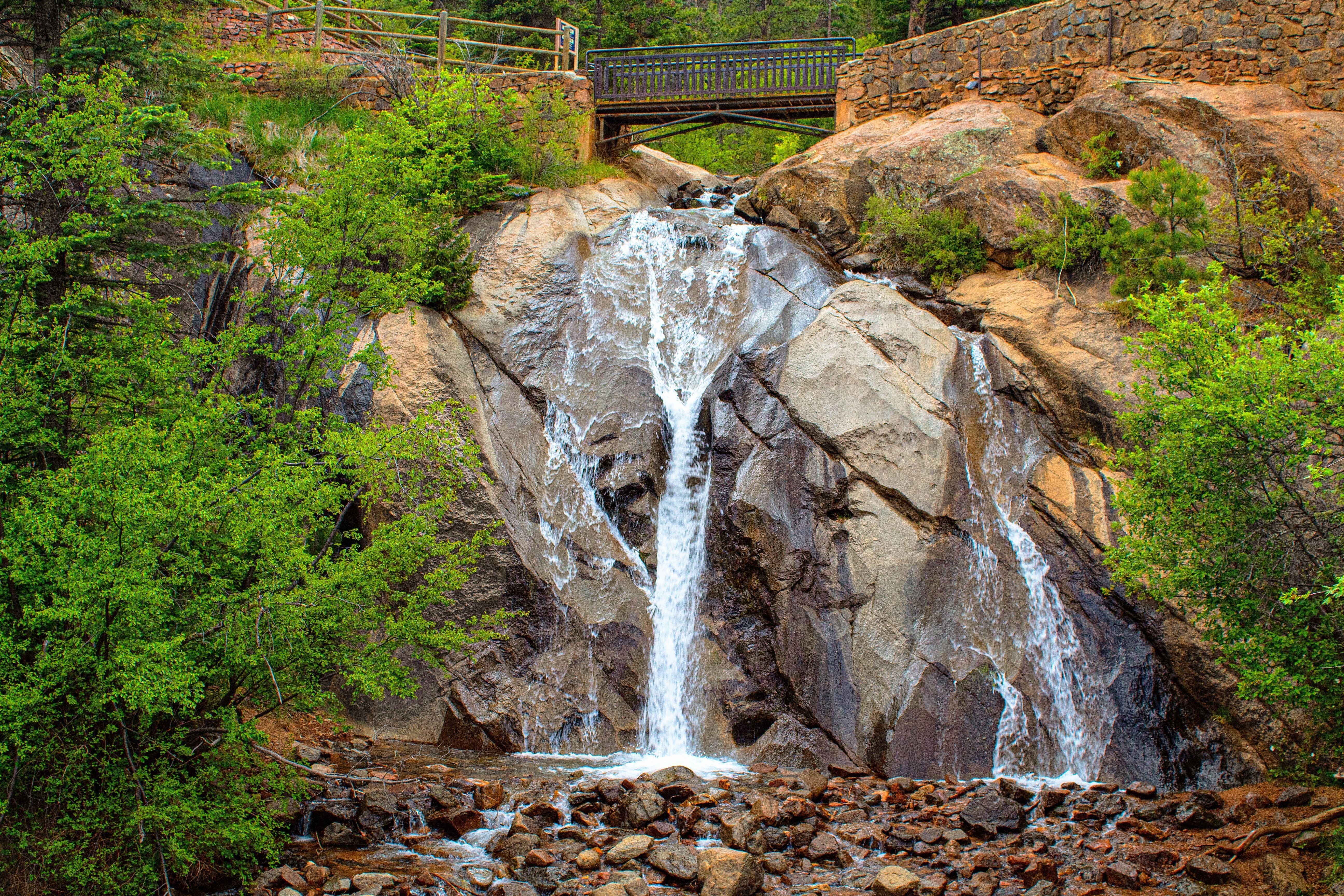 
        <div class='title'>
          Helen Hunt Falls
        </div>
       