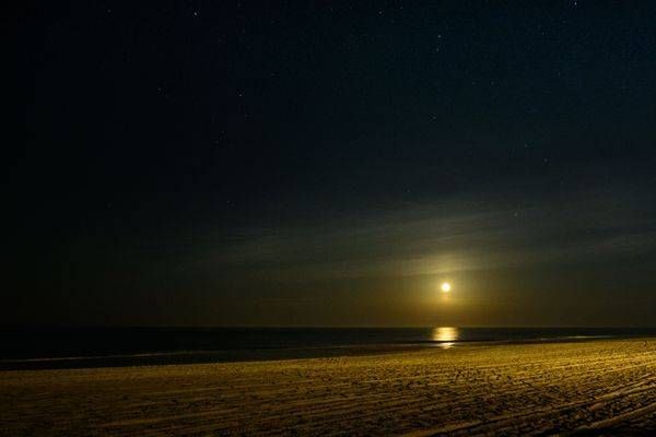 Moonrise over Sea Colony