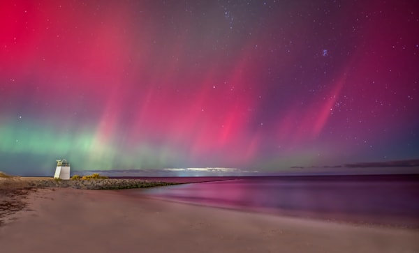 Inkwell Beach Northern Lights 2024 Art | Michael Blanchard Inspirational Photography - Crossroads Gallery