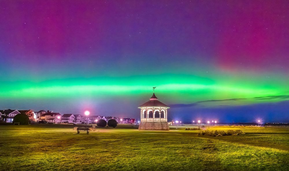 Ocean Park Northern Lights 2025 Art | Michael Blanchard Inspirational Photography - Crossroads Gallery