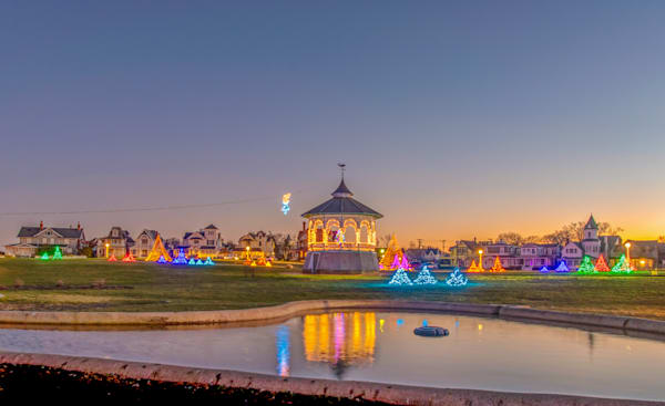 Ocean Park Lights 2021 Art | Michael Blanchard Inspirational Photography - Crossroads Gallery