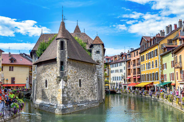 Annecy Palais de Illle - Medieval Castle and Prison in the middle of the Thiou