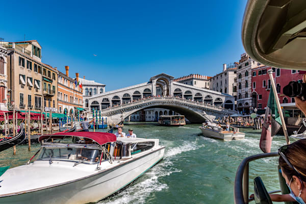 Venice zoom zoom on the Canal
