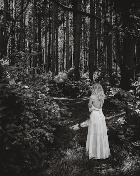 Into the Stillness – Black & White Nature Portrait by Luis R.R. Siqueira