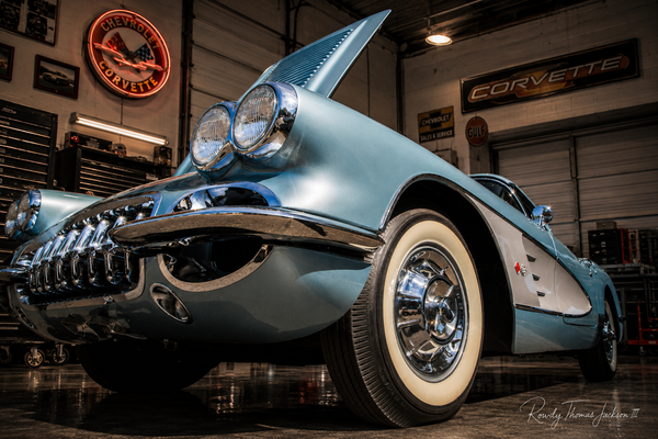AUTOMOBILES 