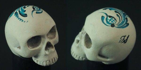 Mini Skull with Rosemaling 06