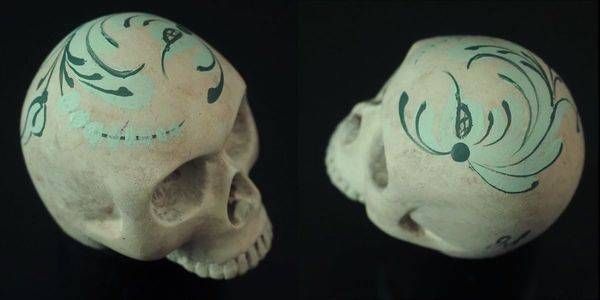 Mini Skull with Rosemaling 10