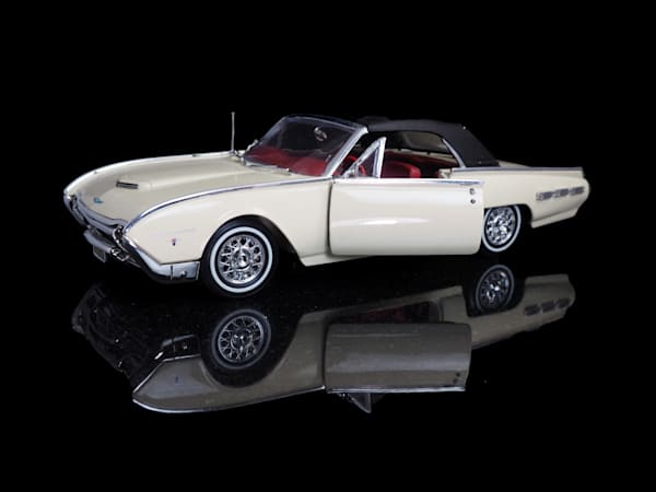 White Thunderbird