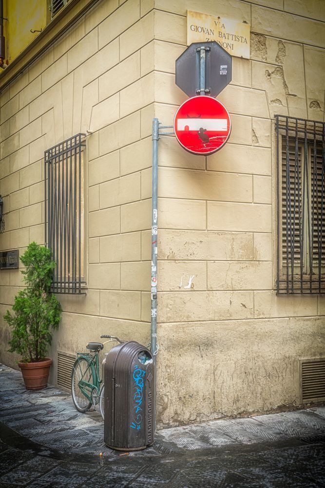 Cat and Mouse - Whimsical Urban Photography from Florence