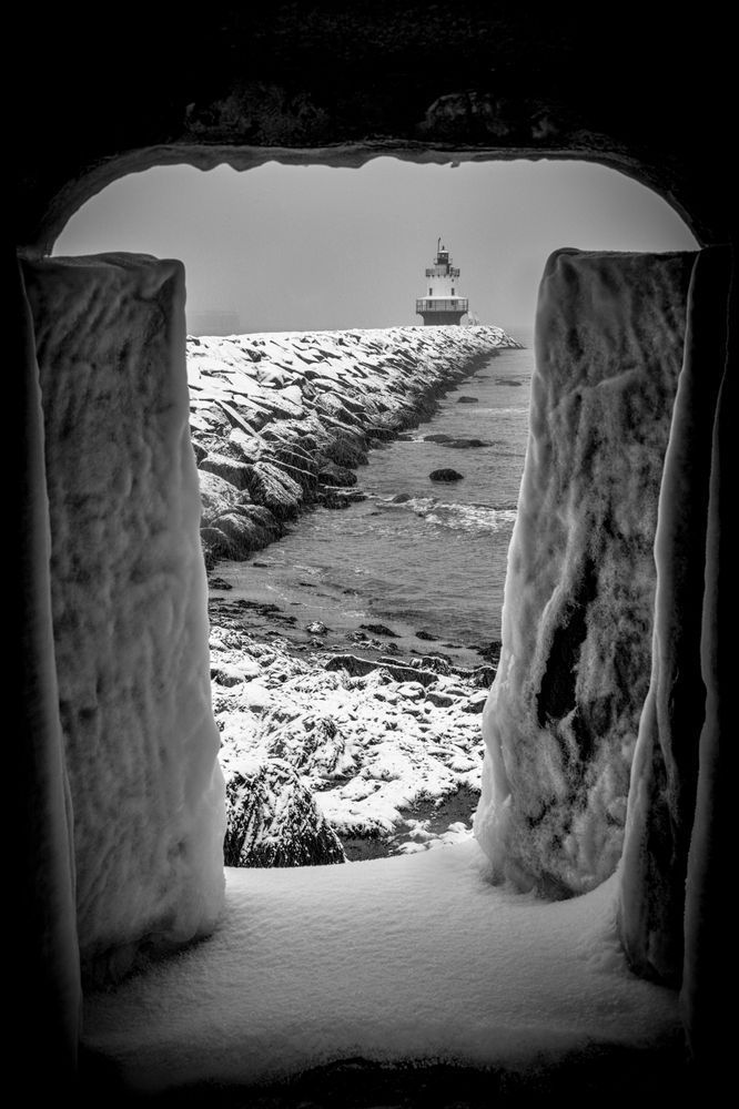 Framed: Monochrome Winter Landscape Photography