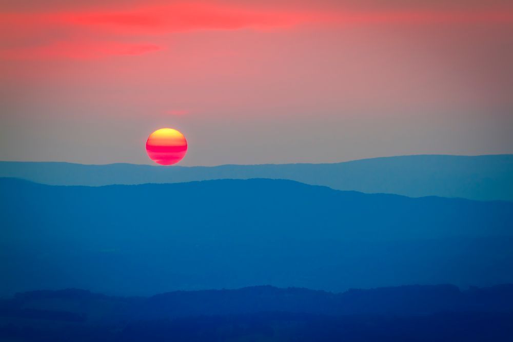 On the Edge - Sunset Photography from Blue Ridge Parkway