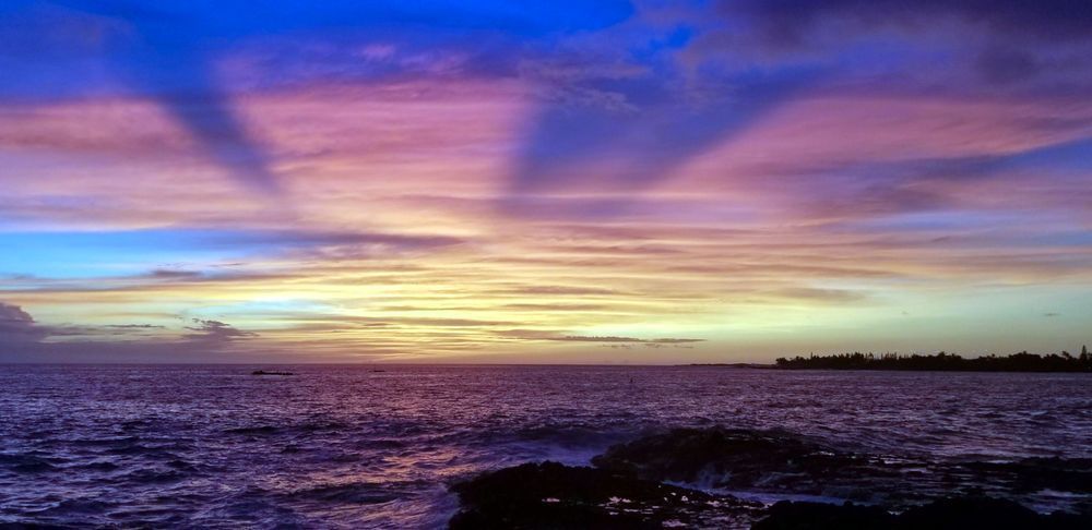 Colorful Hawaiian Sunset Photography Art | InYourBackyard