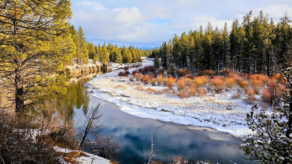Colorful Backdrop Deschutes River In Winter Photography Art | InYourBackyard