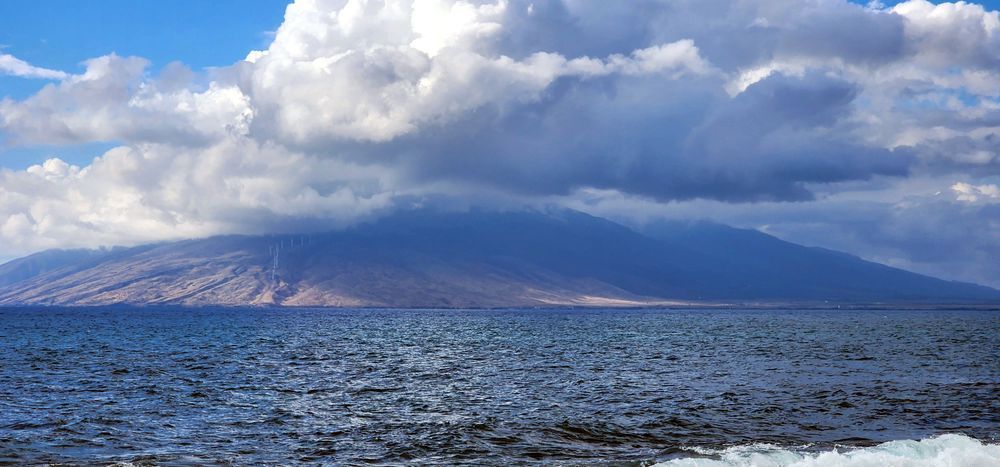 Molokini Crater In Maui Photography Art | InYourBackyard